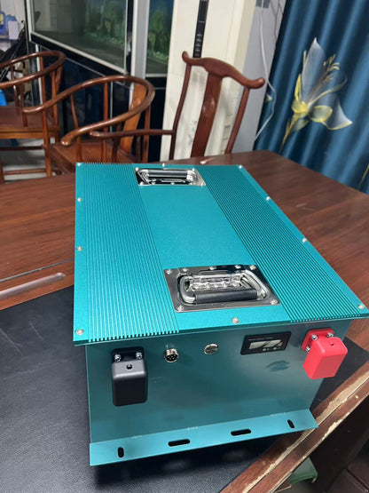 Aluminum shell tourist car battery 51.2V100AH